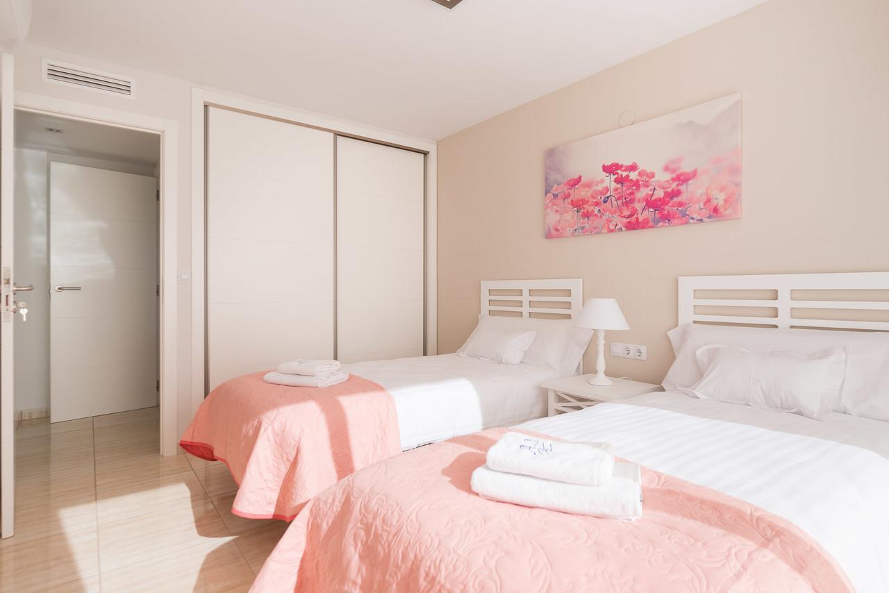 Apartamentos Marta Playa Alicante Eksteriør bilde