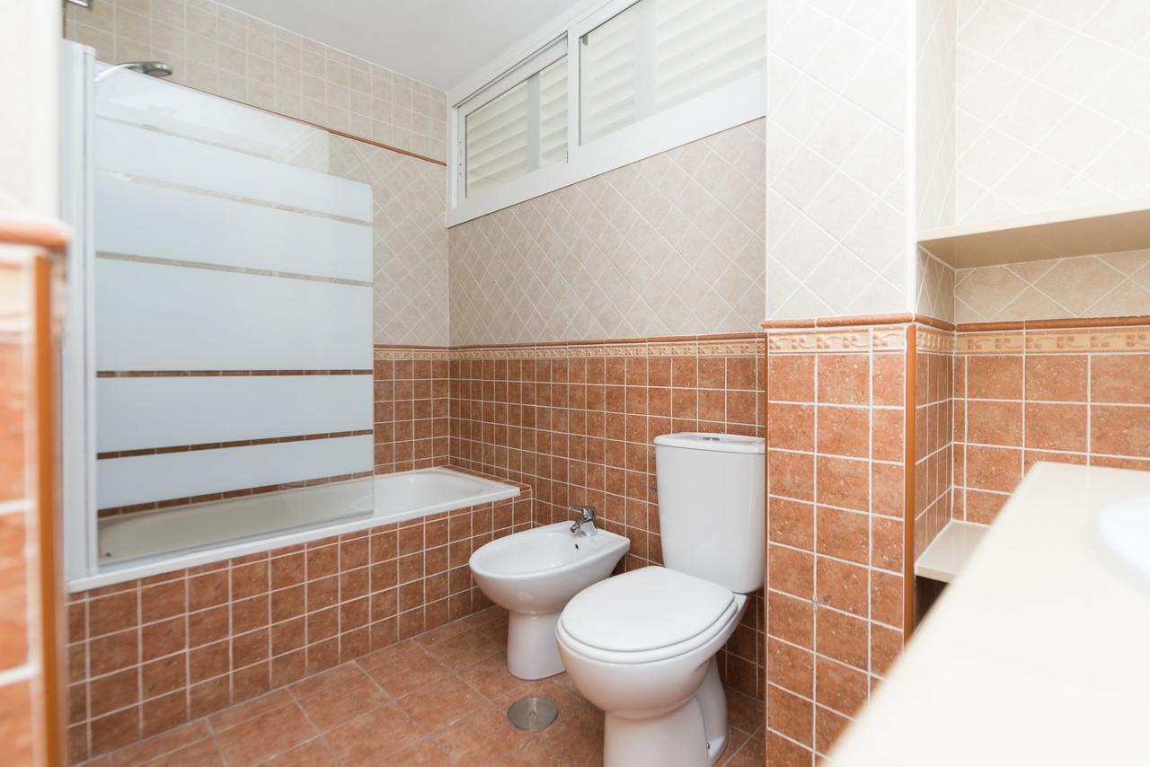 Apartamentos Marta Playa Alicante Eksteriør bilde