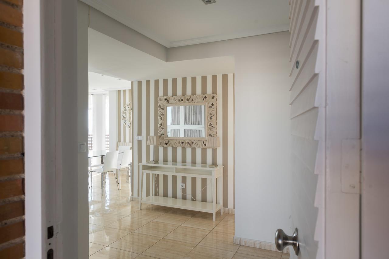 Apartamentos Marta Playa Alicante Eksteriør bilde
